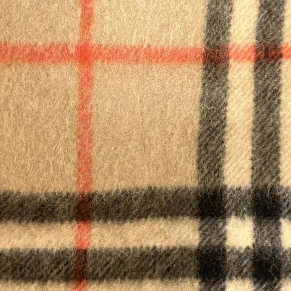 Auth Burberry's - Beige Black Red Cashmere Scarf - Picture 4 of 5